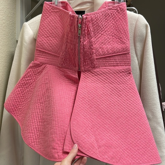 CLOSET CLEAROUT: WOMENS PINK STRAPLESS TOP SZ S - Picture 4 of 5